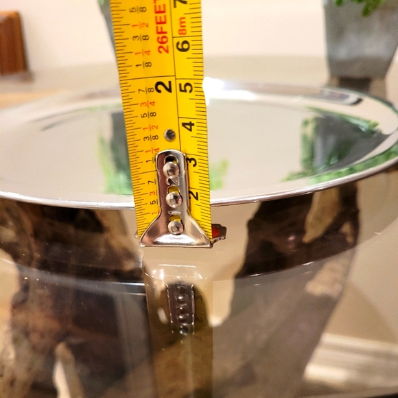 Stainless steel dinner plates. - Picture 7 of 7